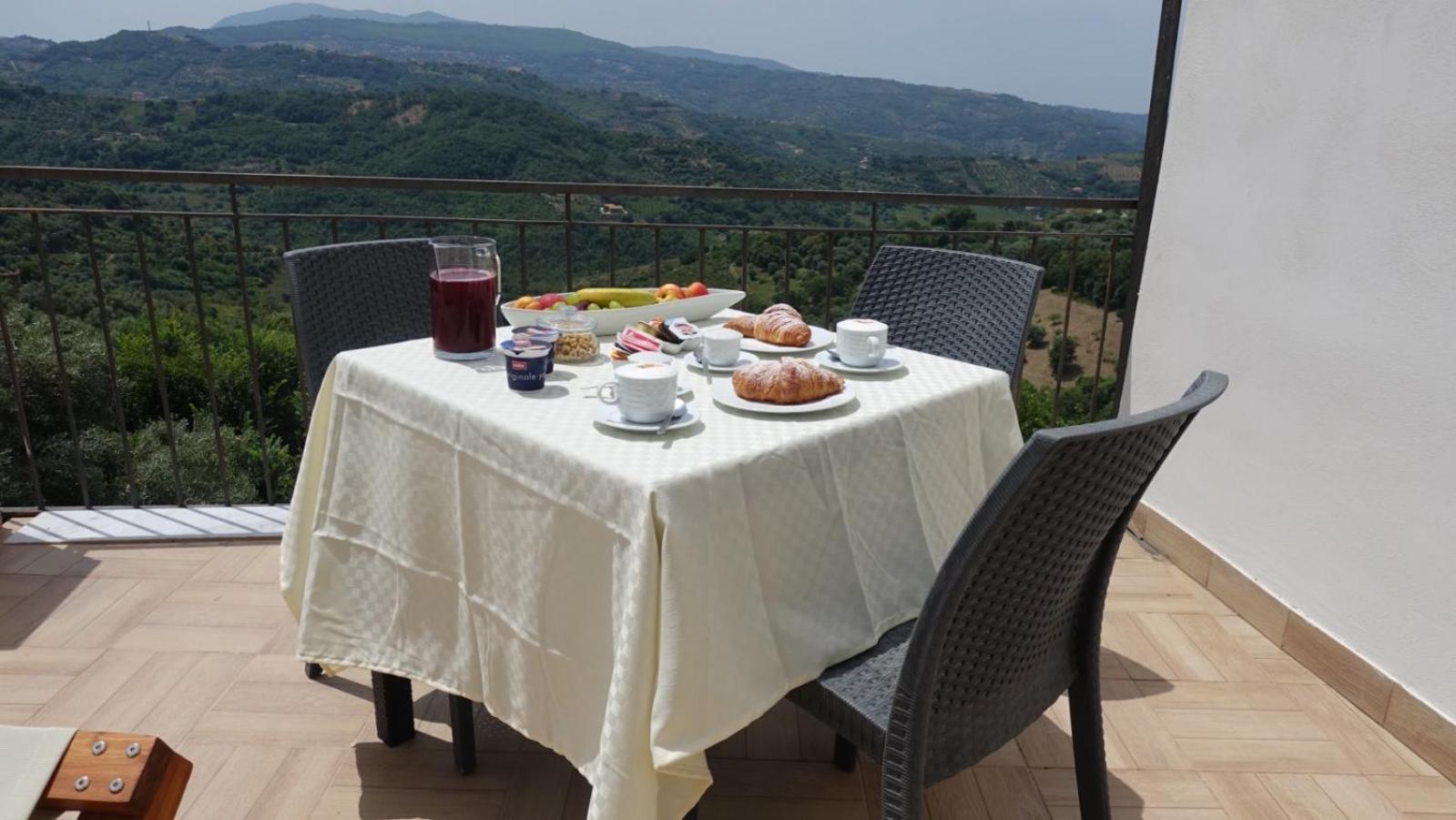 Ca'Del Borgo B&B Country House Ogliastro Cilento Zewnętrze zdjęcie